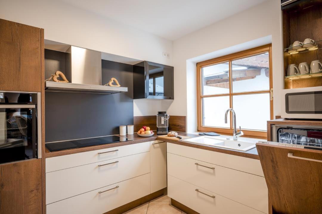 Ferienhaus Die 12 Mit 4 Schlafzimmern In Garmisch Exteriér fotografie