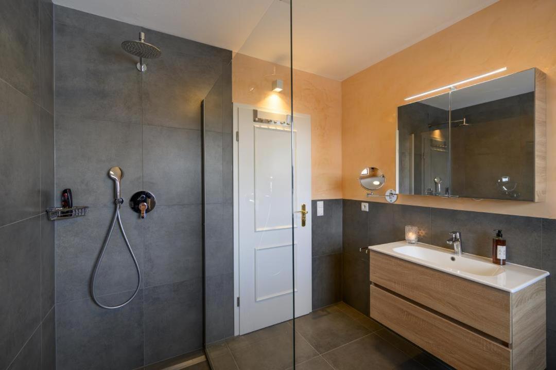Ferienhaus Die 12 Mit 4 Schlafzimmern In Garmisch Exteriér fotografie